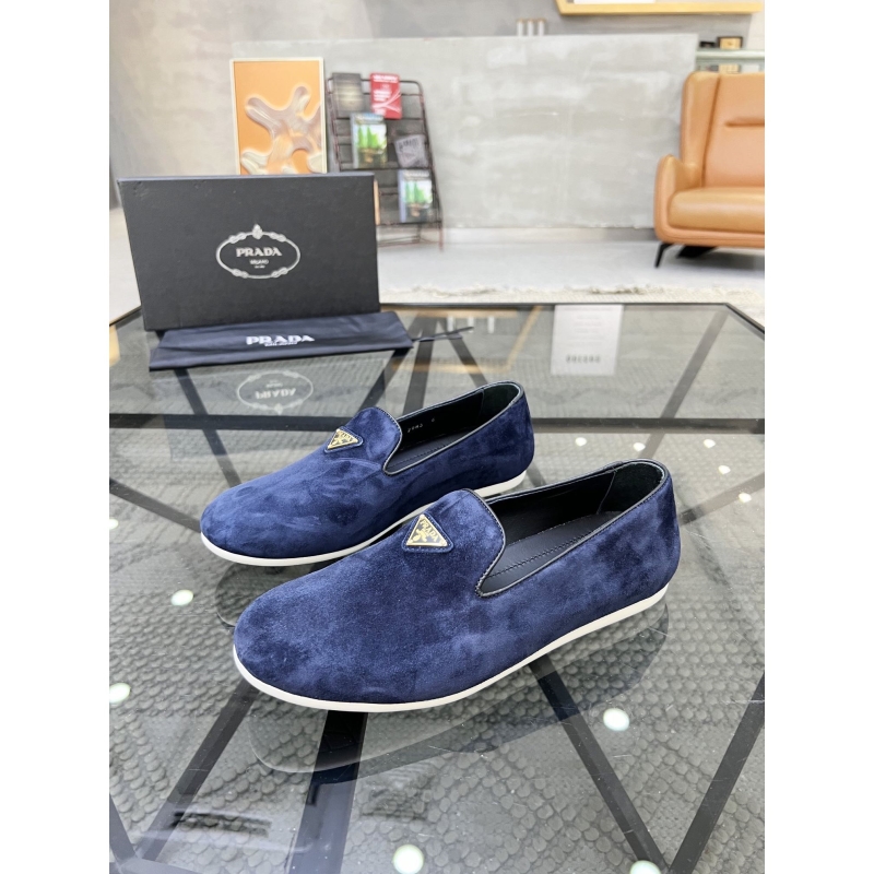 Pra*a leather shoes